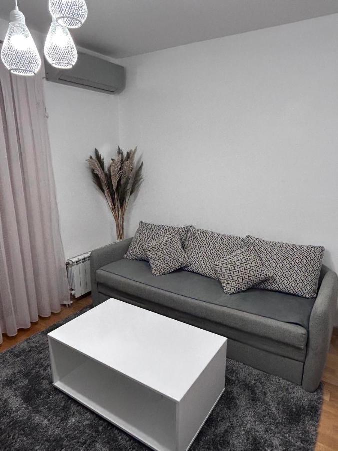 Apartments Empire - Adora Flatiron สโกเปีย ภายนอก รูปภาพ